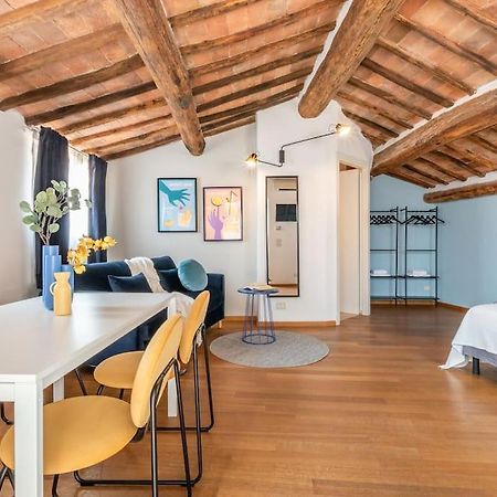 Mimosa- Loft Elegante Con Terrazza Nel Centro Di Siena Daire Dış mekan fotoğraf