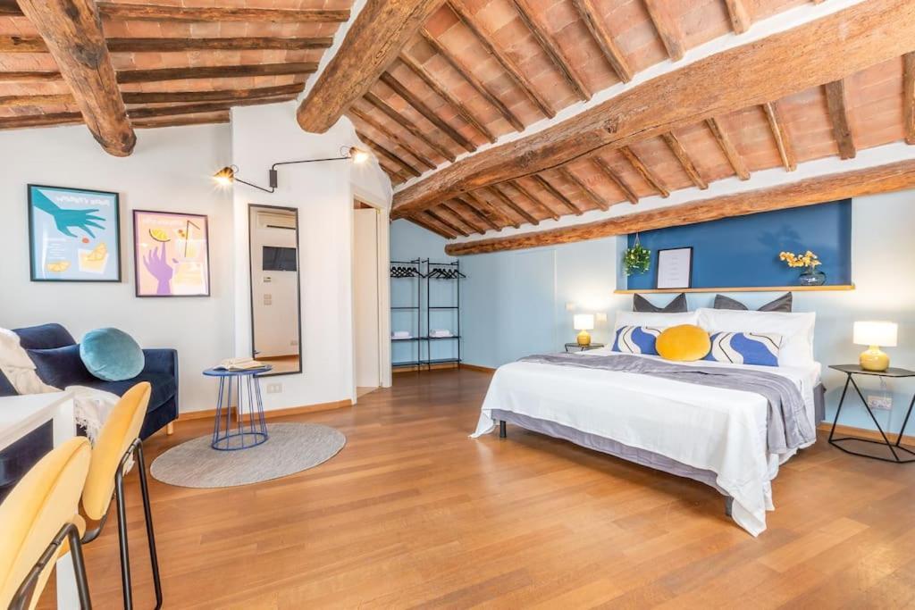 Mimosa- Loft Elegante Con Terrazza Nel Centro Di Siena Daire Dış mekan fotoğraf
