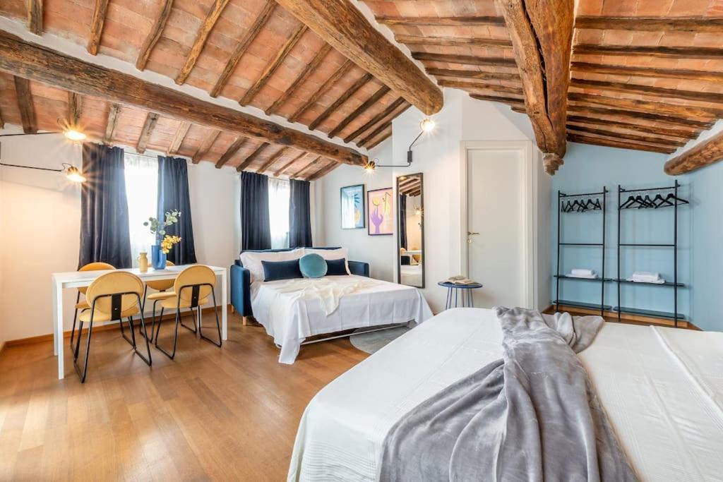 Mimosa- Loft Elegante Con Terrazza Nel Centro Di Siena Daire Dış mekan fotoğraf